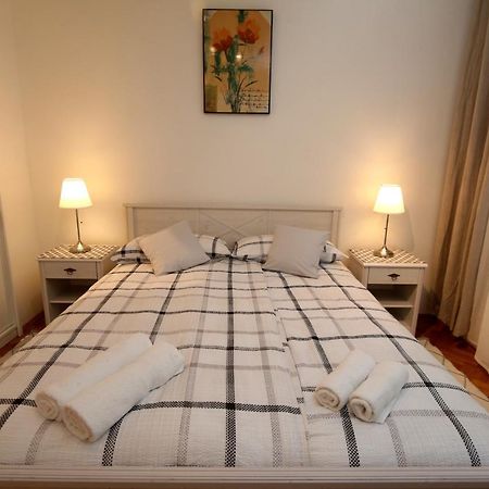 Apartment Mira Lapad Dubrovnik Exterior photo